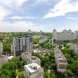 Апартаменты View Smart Kvartet Railway Station 4d, Киев